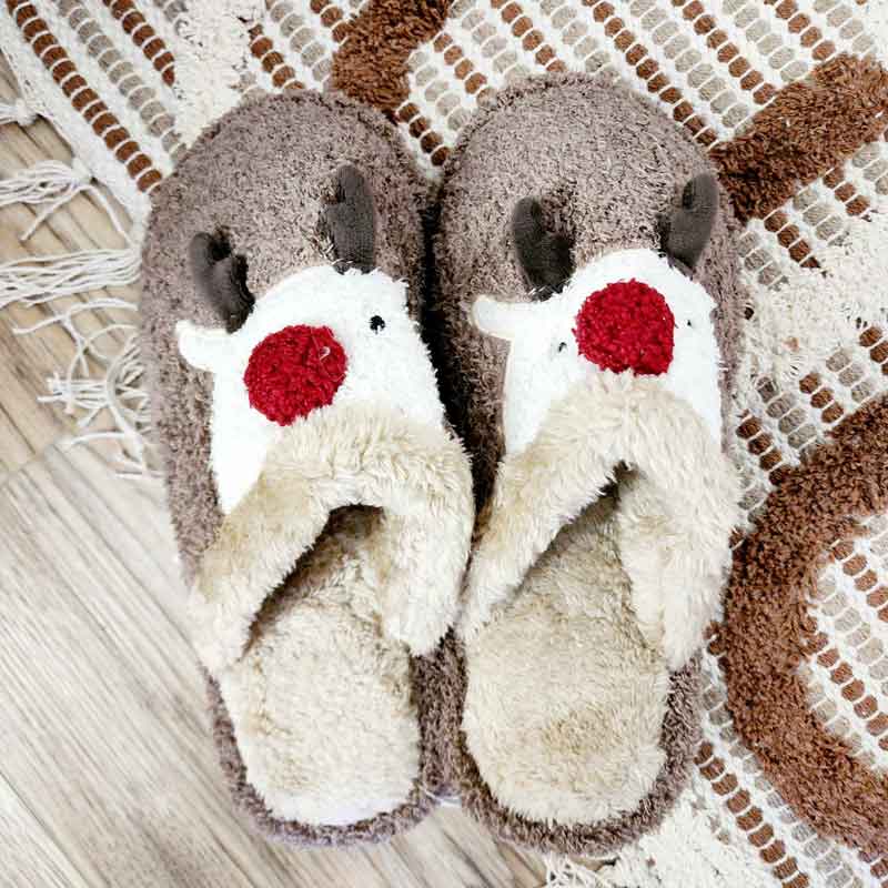 Reindeer Comfy Fuzzy Slippers – Endless Dreams Boutique