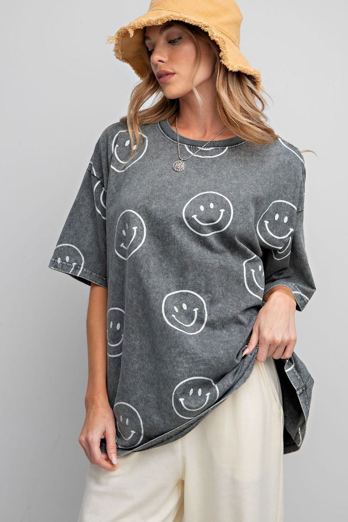 Smiles for Days Tee