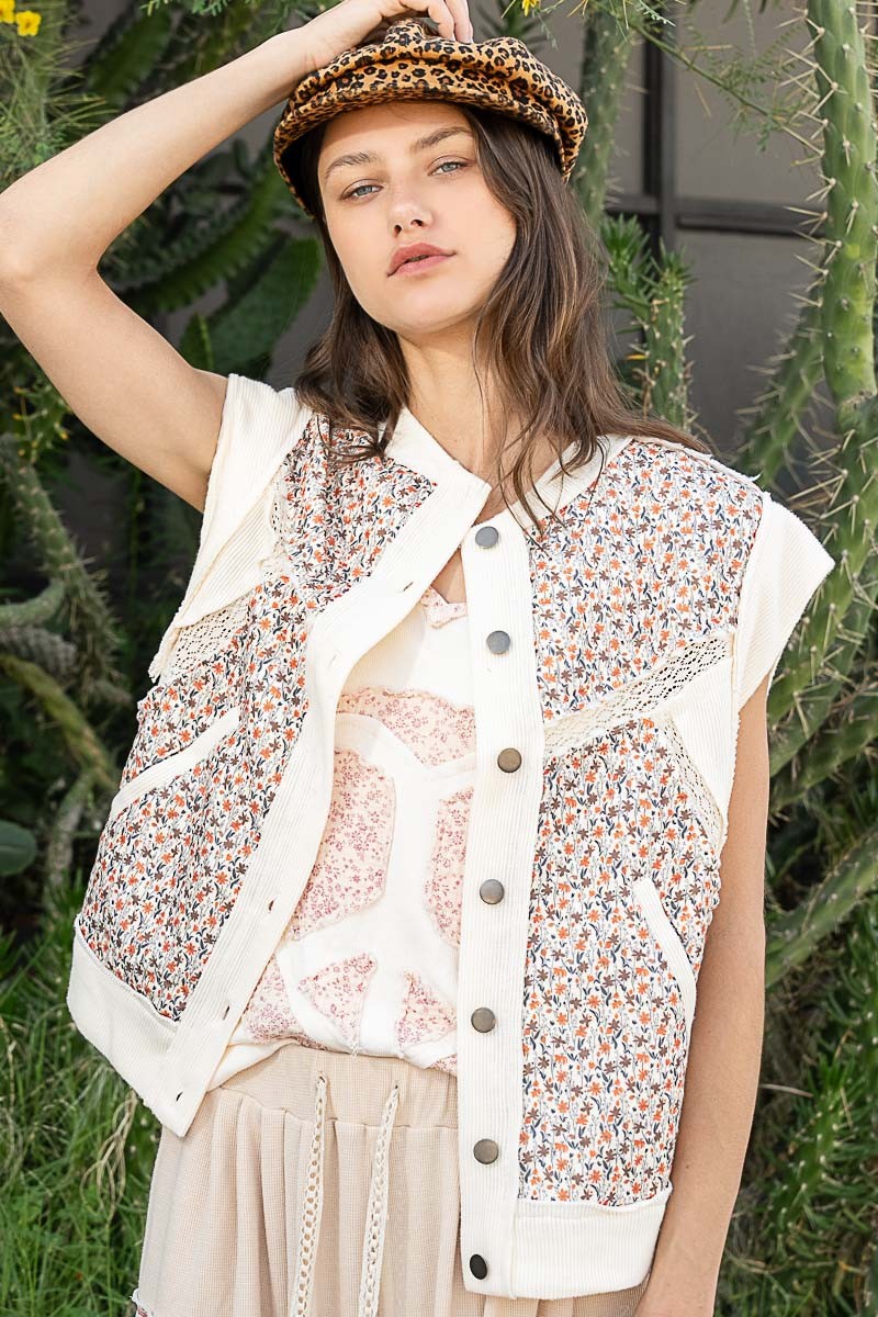 POL Ditzy Floral Print Vest