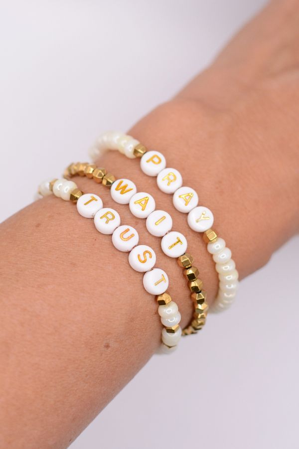 Girl Pray Bracelet Set