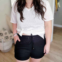 Everyday Linen Shorts