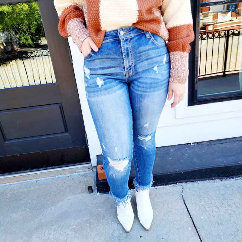 Mid-Rise Crop Jeans