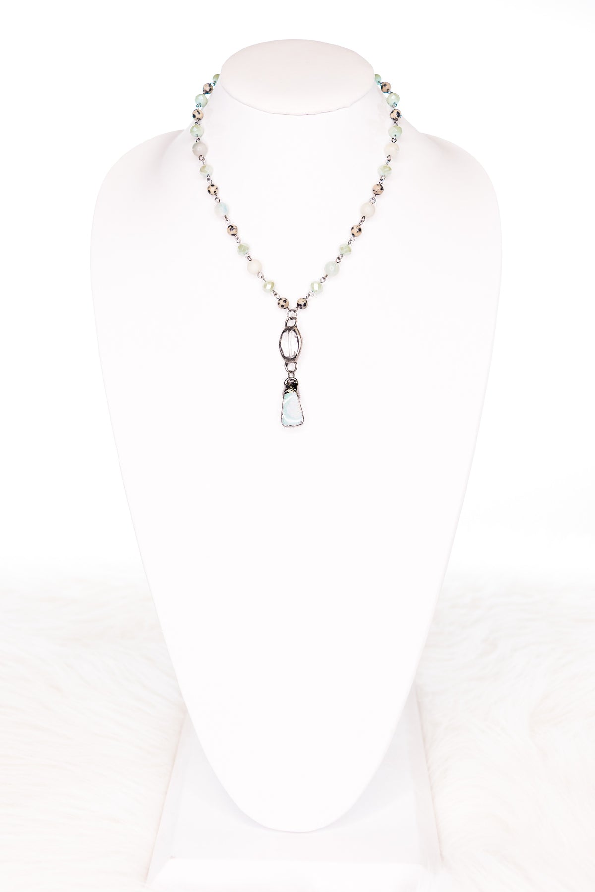 Simple Chic Stone Necklace