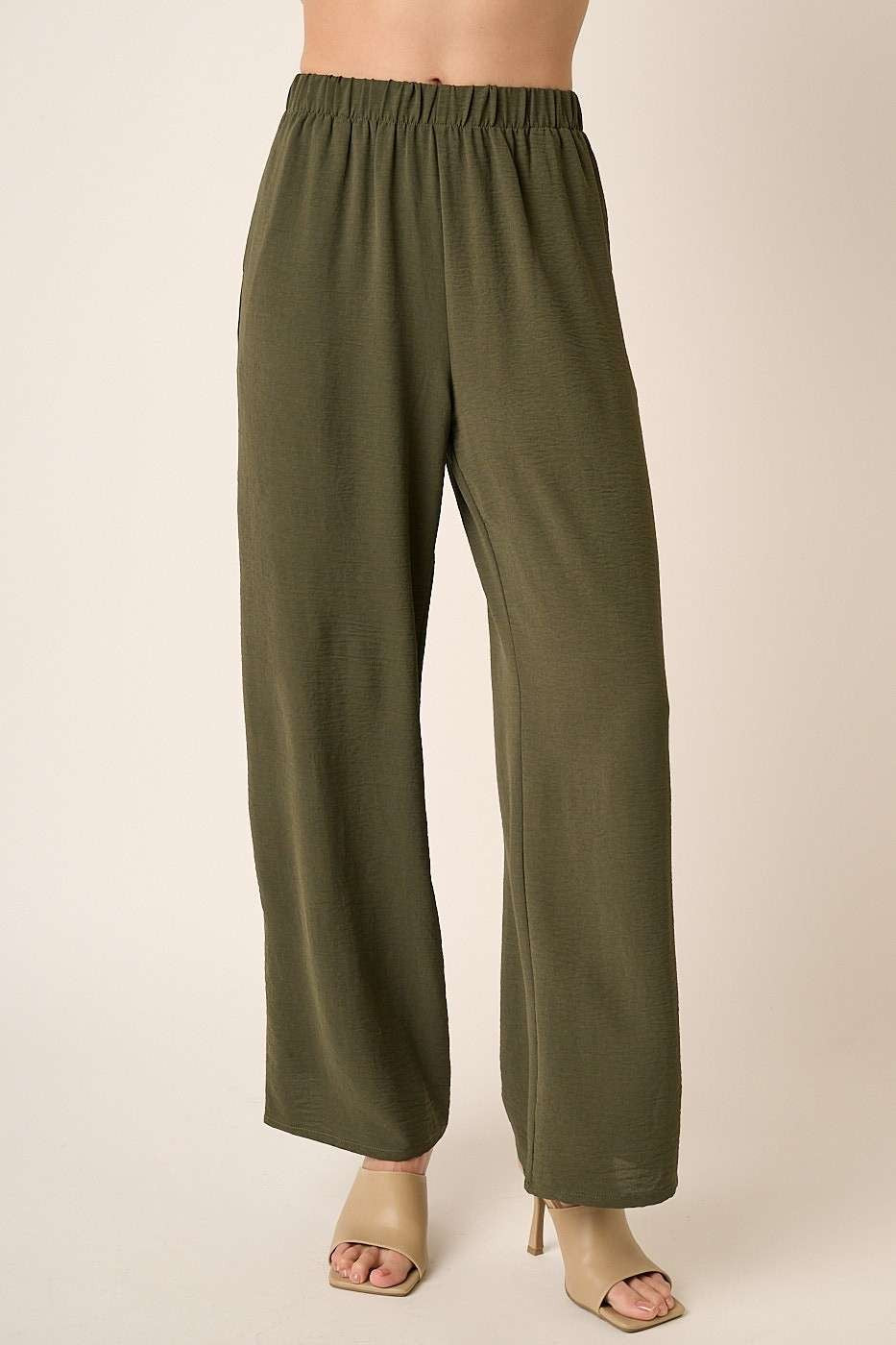 Airflow Wide Leg Pants