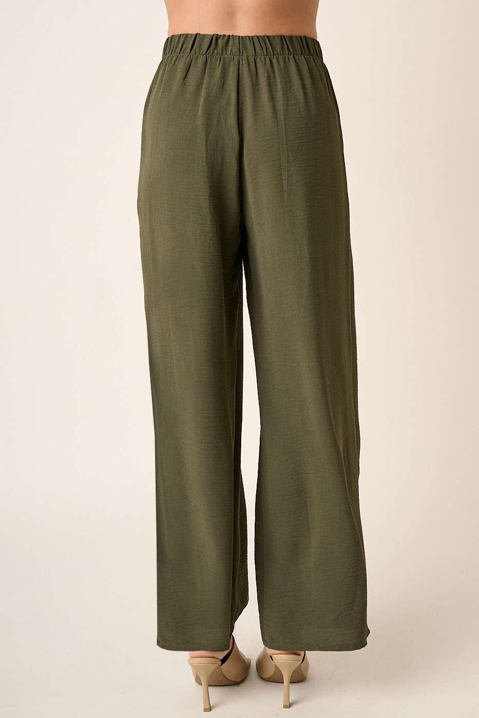 Airflow Wide Leg Pants