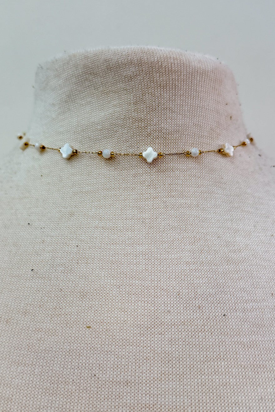 Pearl Clovers Necklace