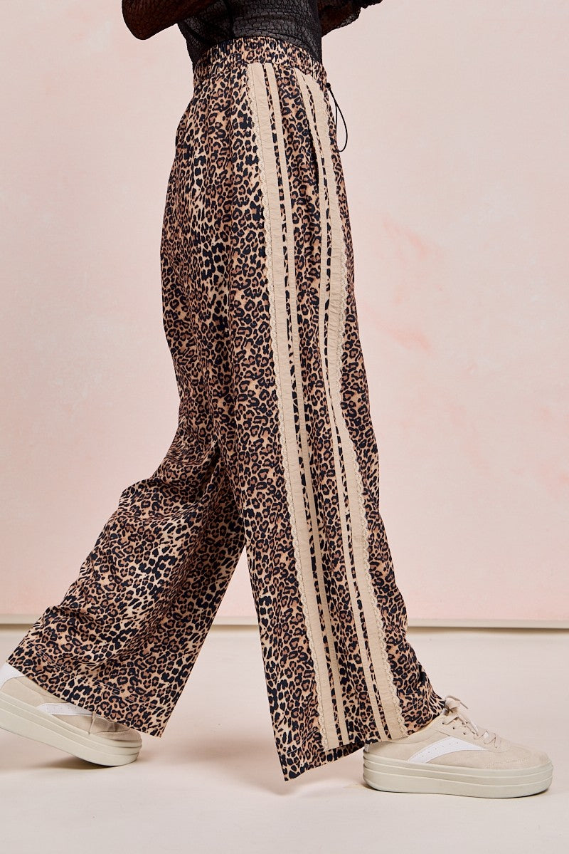 Retro Leo Print Pants