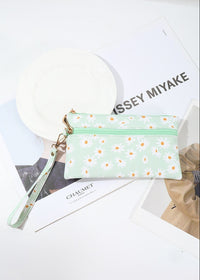 Daisy Wristlet Bag