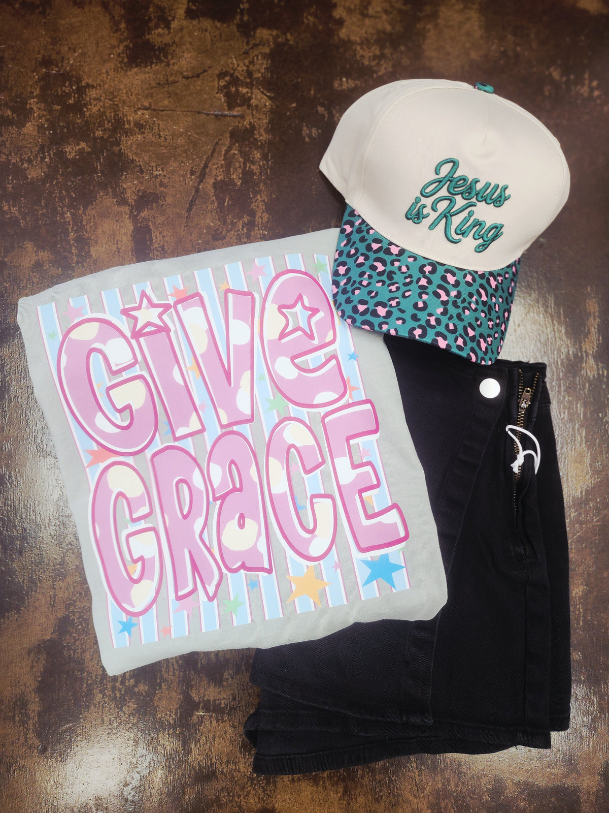 Give Grace Tee