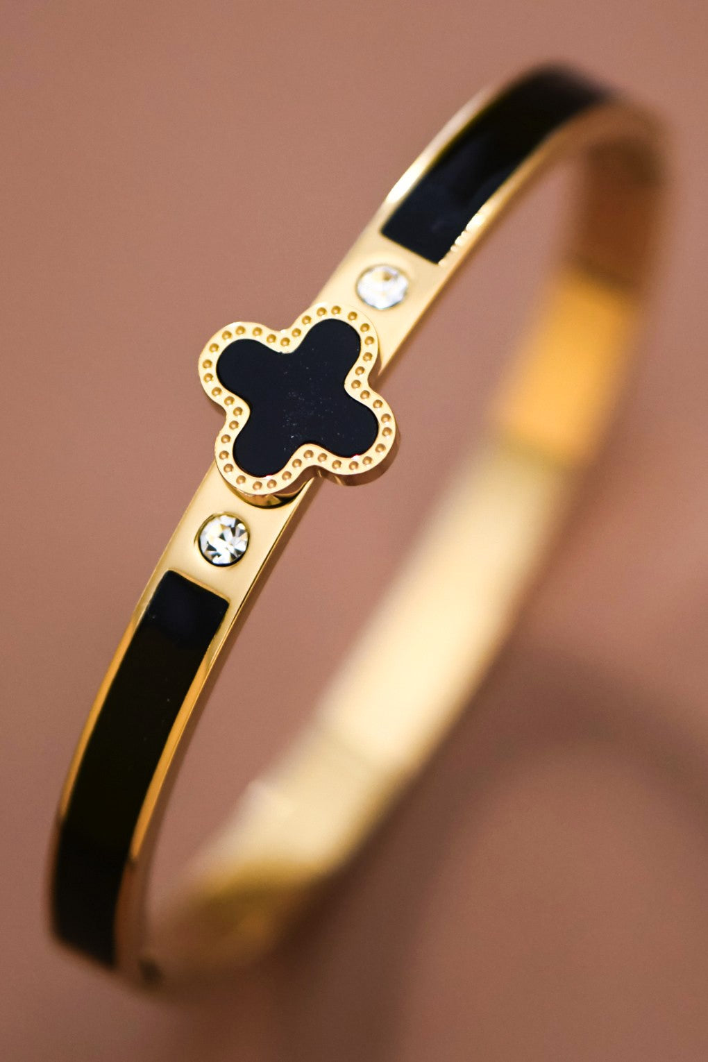 Tarnish Free Chic Clover Bracelet