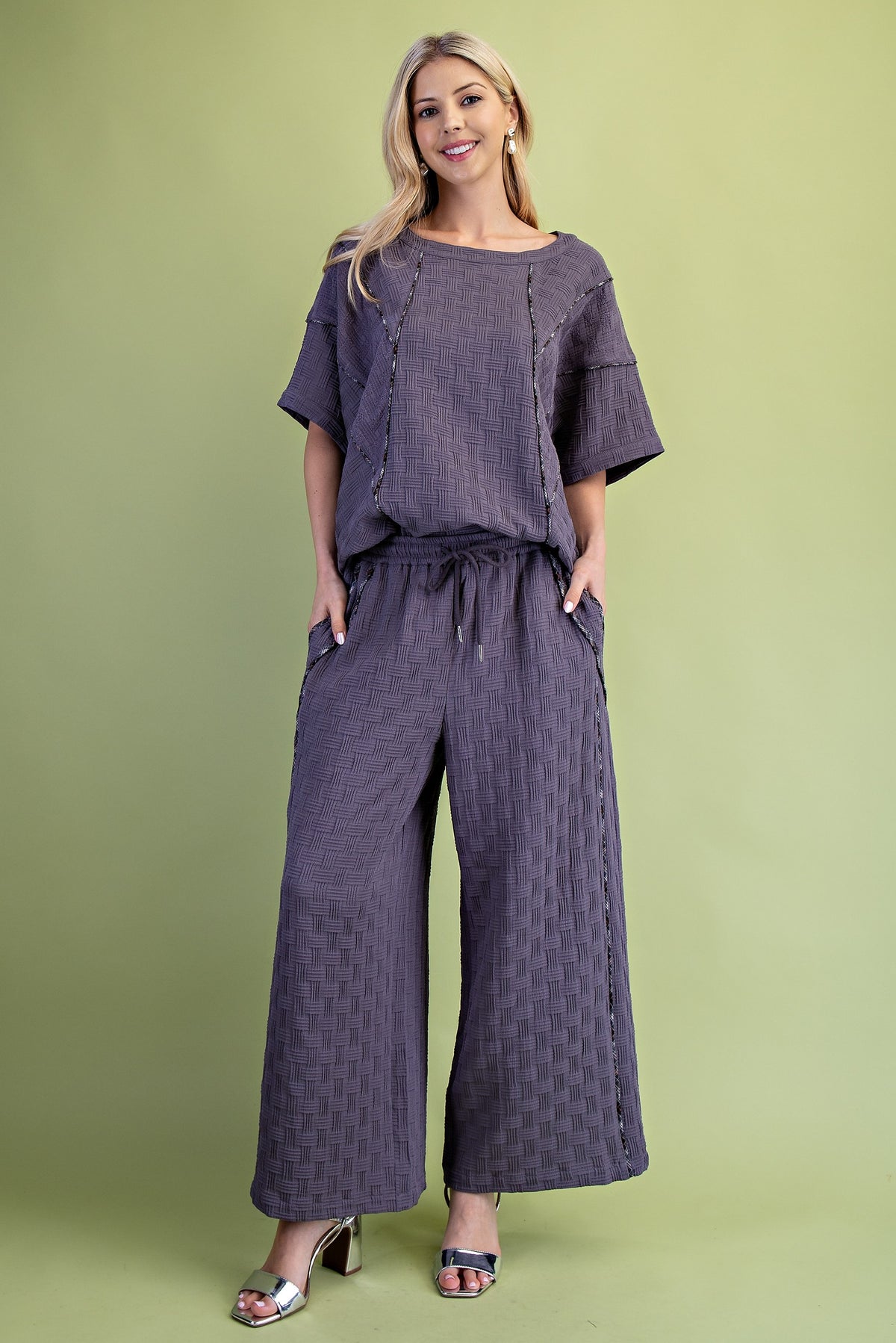 Textured Wide Leg Pants