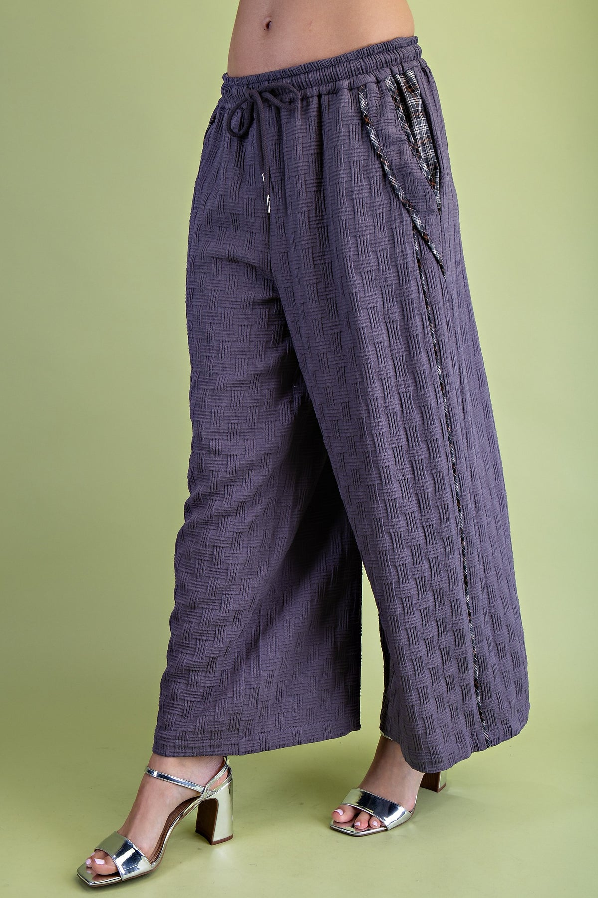 Textured Wide Leg Pants